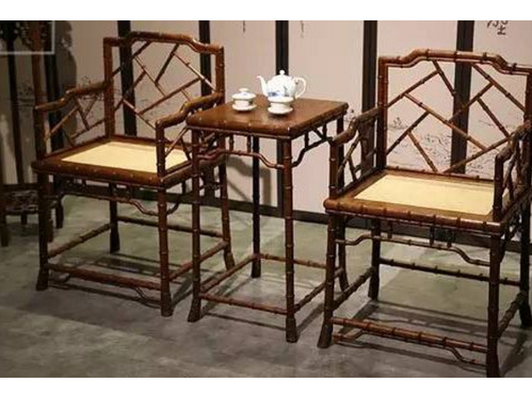 東方薈三軸加工中(zhōng)心應用案例