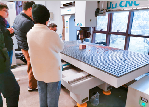 浙江大學五(wǔ)軸加工中心教學應用案例